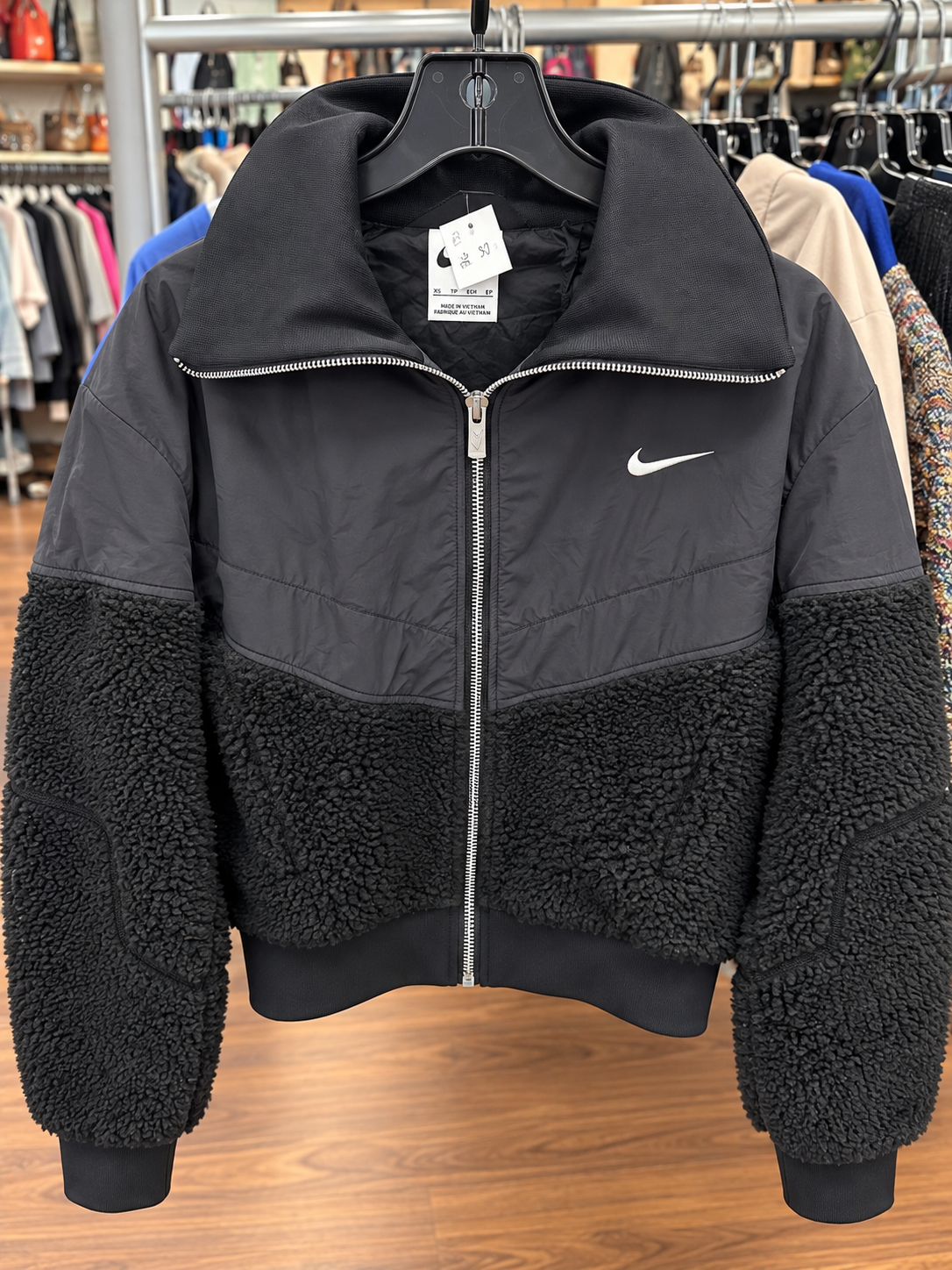 Nike Black Sherpa Fleece Jacket – Size XS
