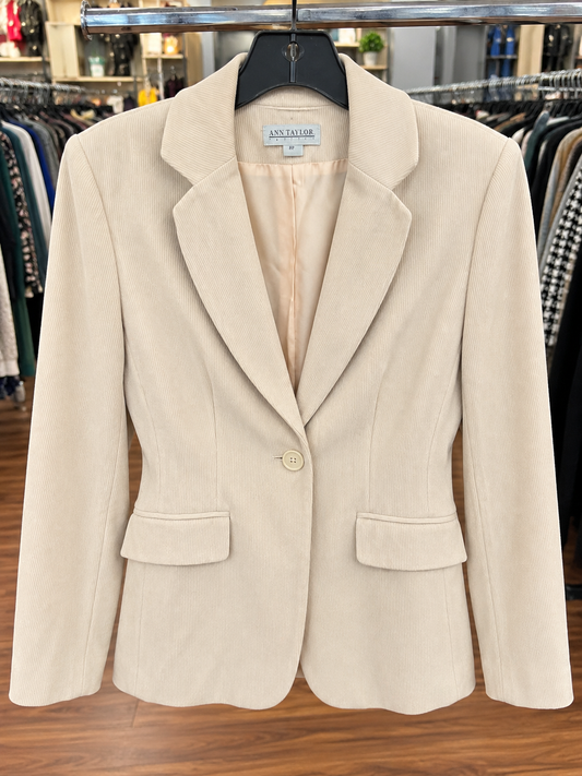 Ann Taylor Beige Blazer – Size 8P