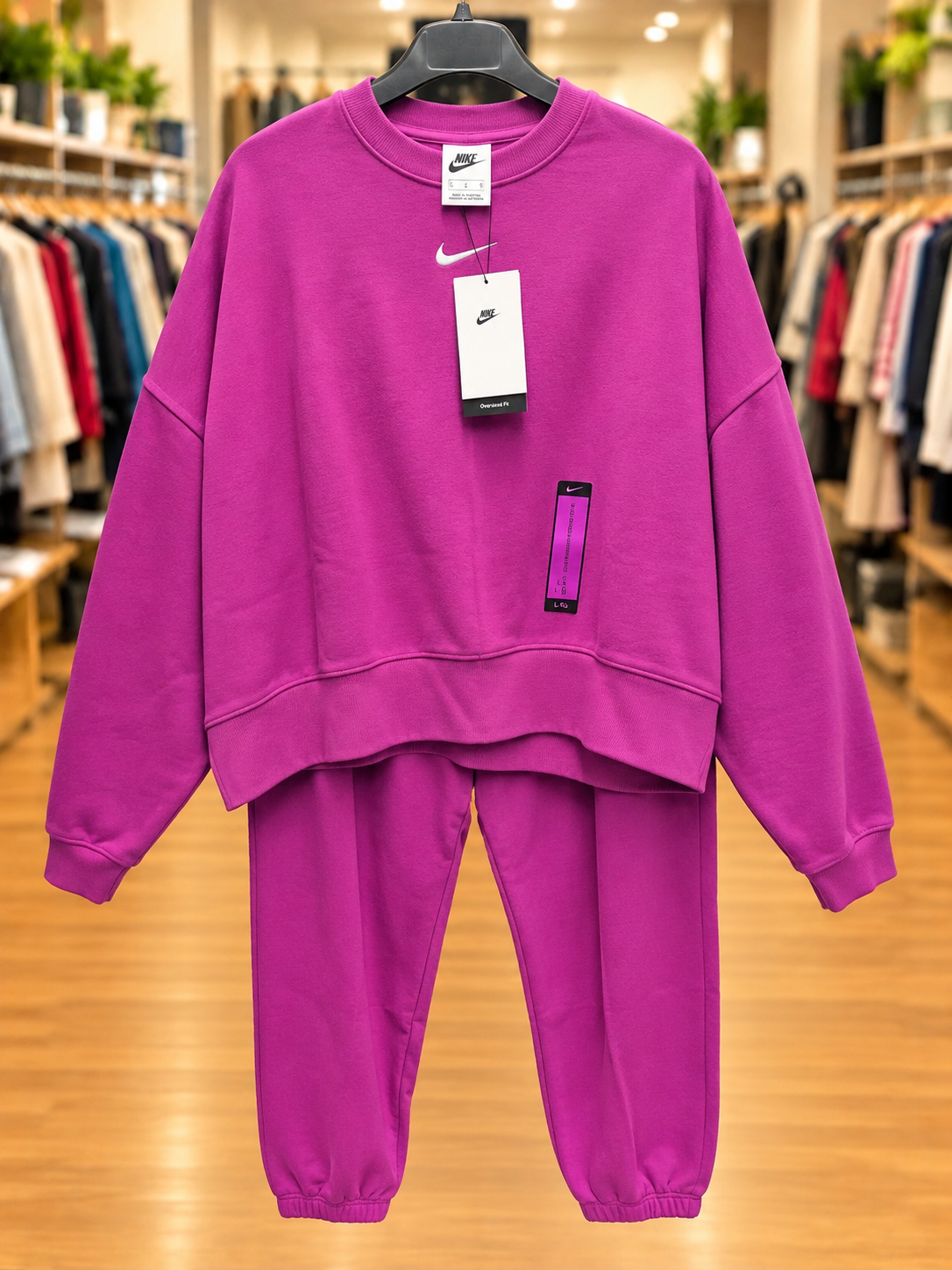 Nike Oversized Sweatshirt & Joggers Set – Size L