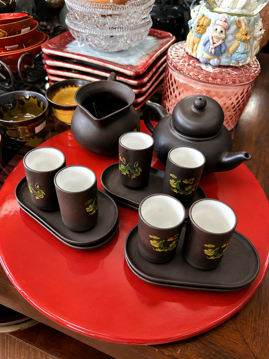 Chineses-Style Dragon Tea Set – Teapot, Pitcher & 6 Cups