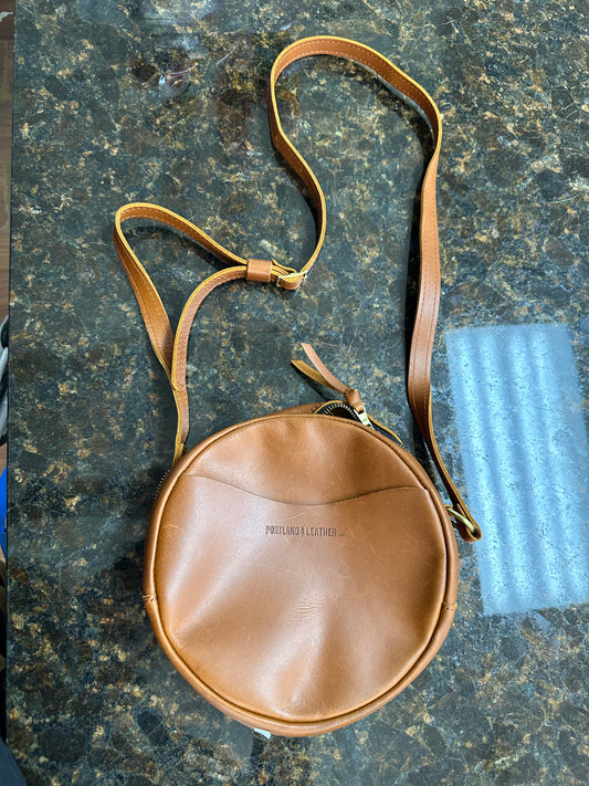 Portland Leather Goods Round Crossbody Bag – Brown